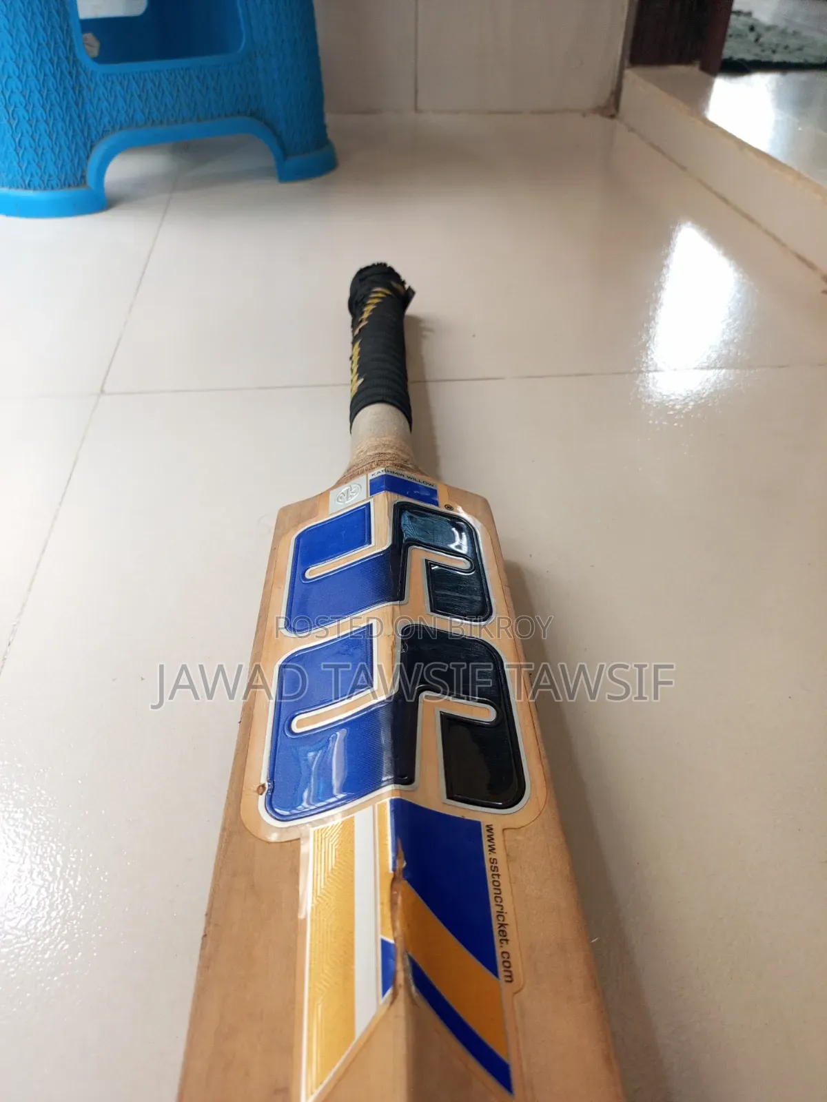 ক্রিকেট ব্যাট