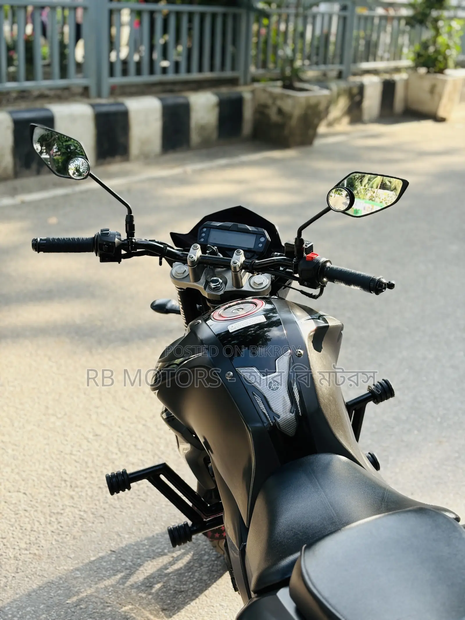Yamaha FZS V2 2025 Black