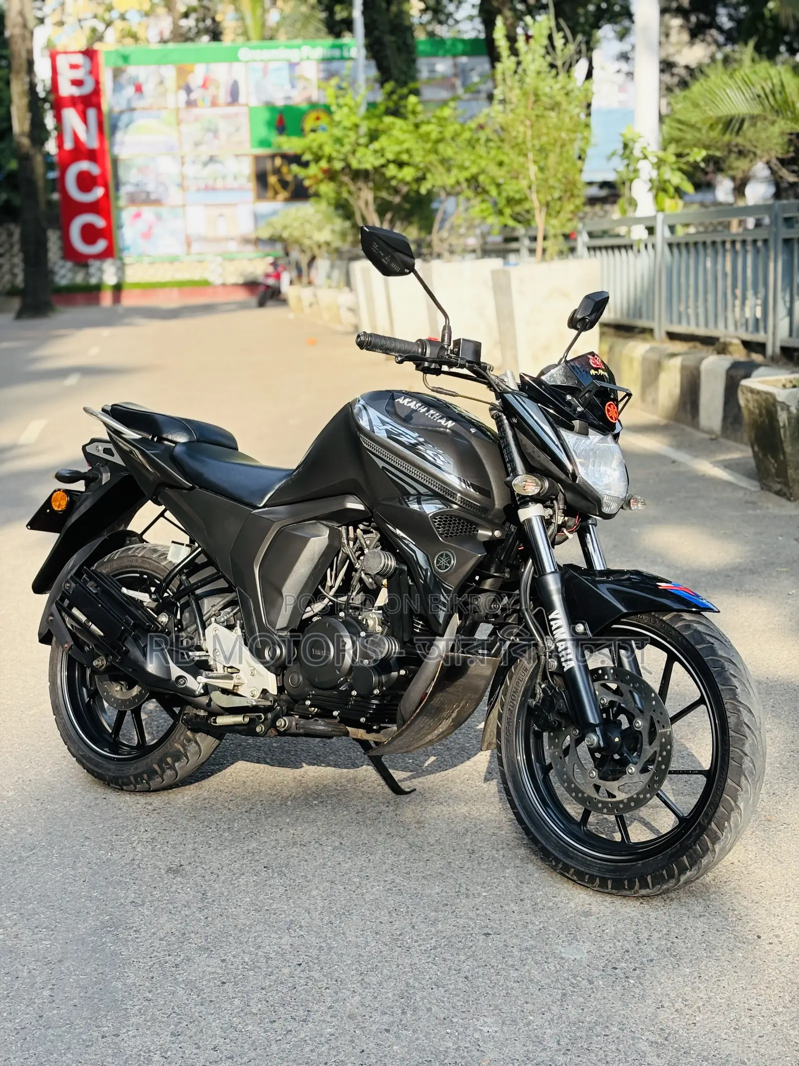 Yamaha FZS V2 2025 Black