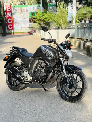 Yamaha FZS V2 2025 Black