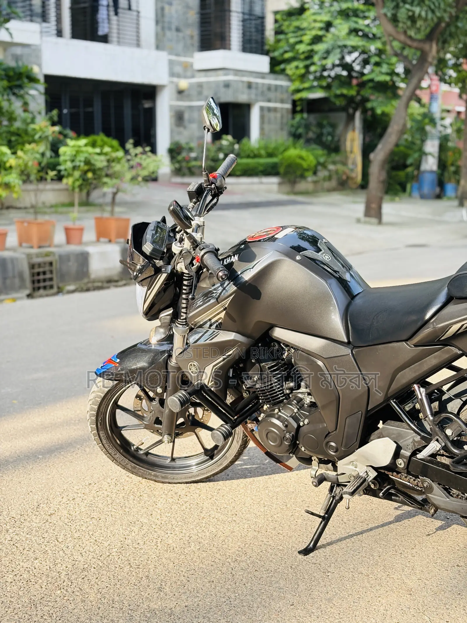 Yamaha FZS V2 2025 Black