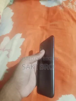 Samsung A10 32 GB Black
