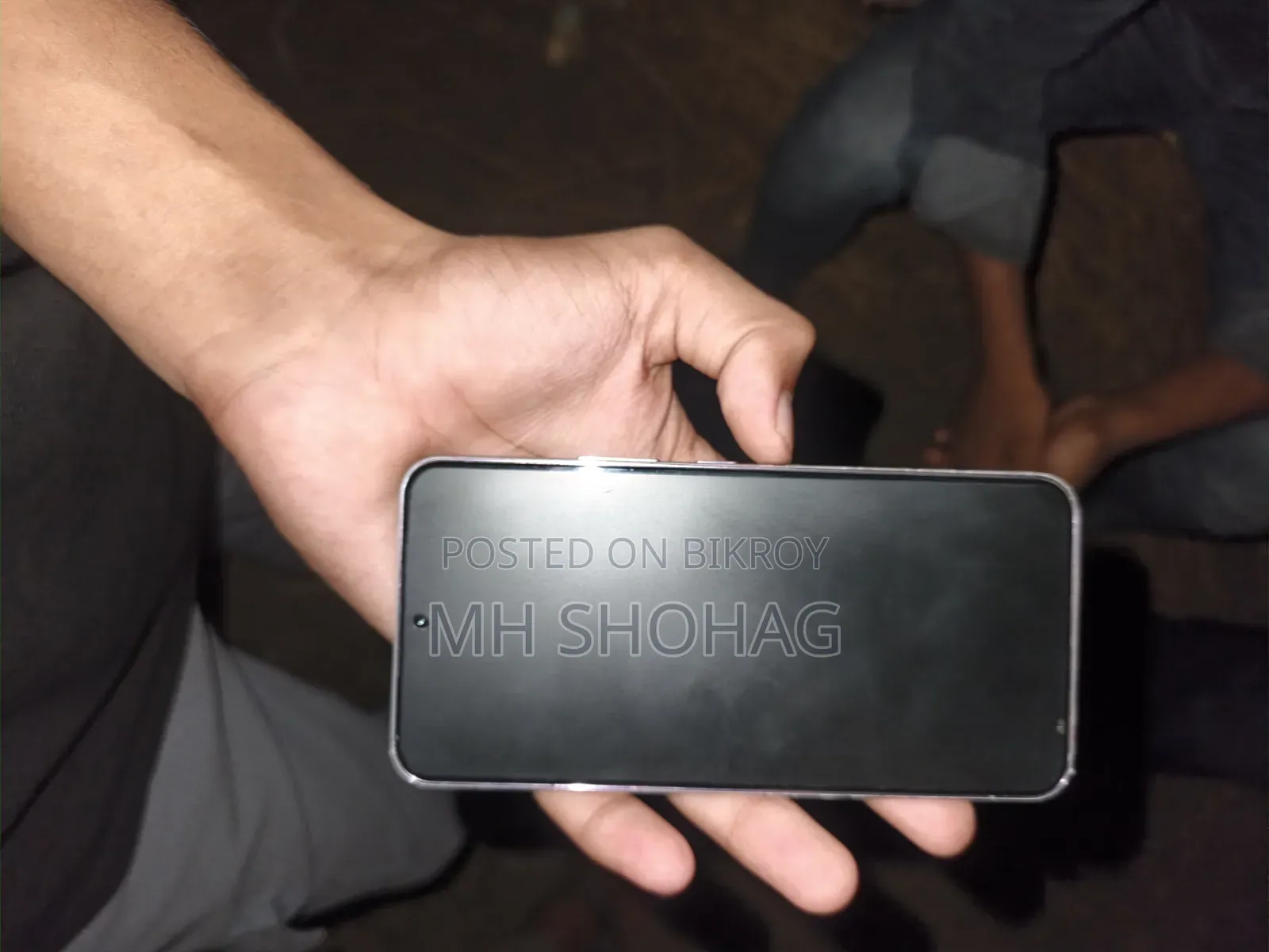 স্যামসাং গ্যালাক্সি এস২২ ৫জি ২৫৬ জিবি হোয়াইট