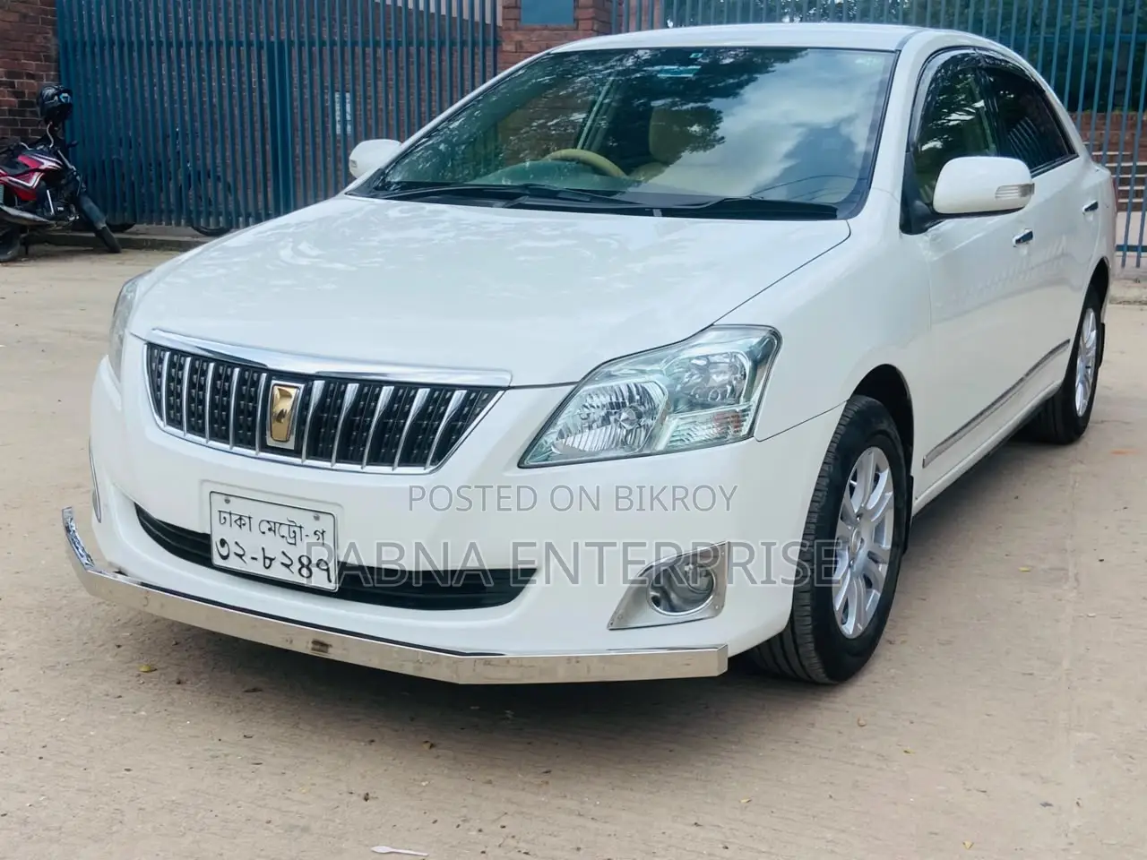 Toyota Premio 2012 Pearl