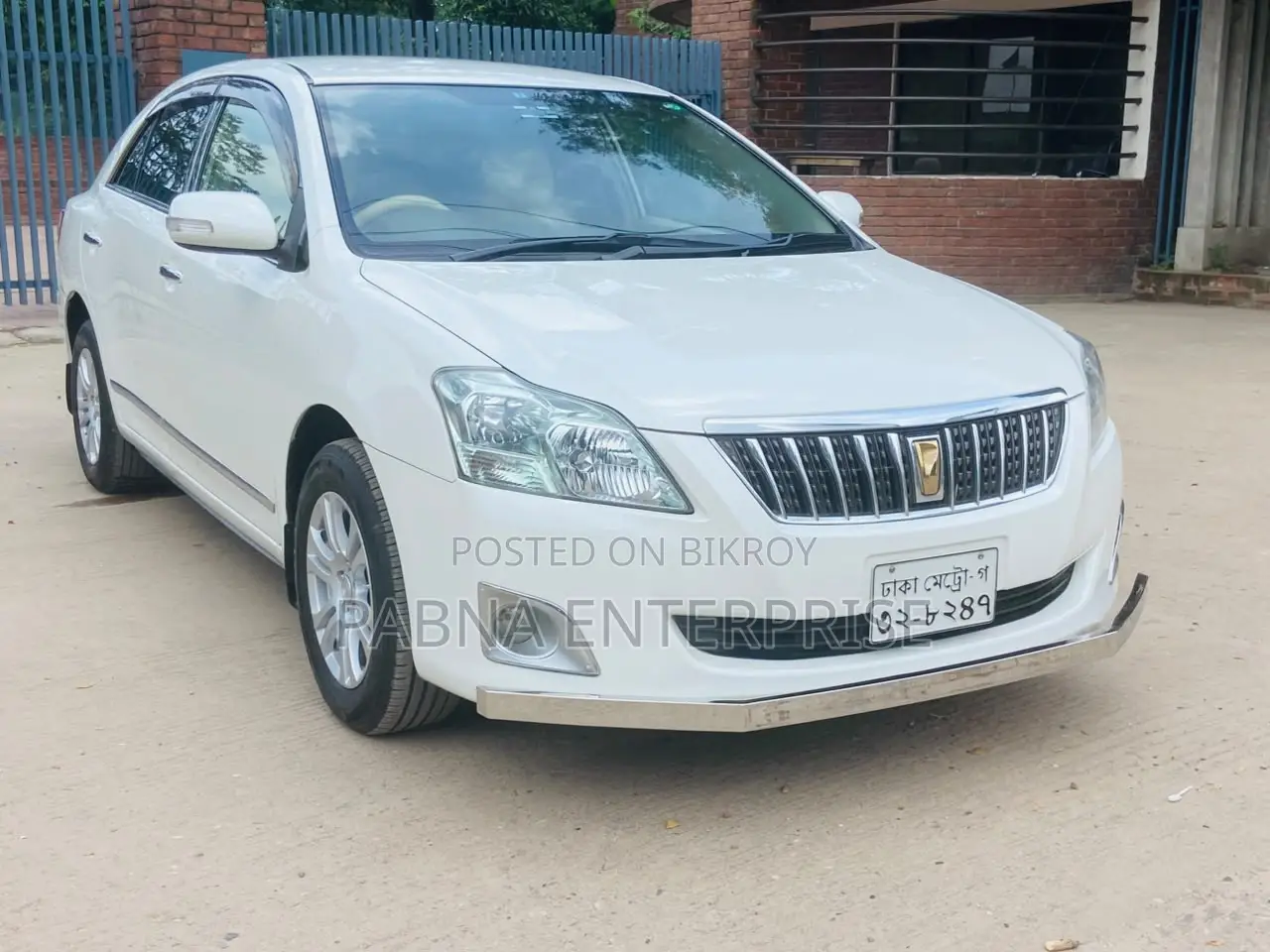 Toyota Premio 2012 Pearl