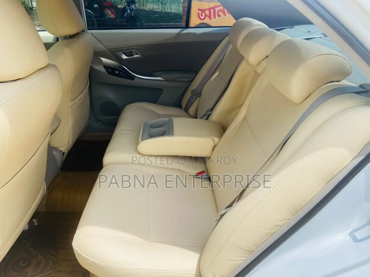 Toyota Premio 2012 Pearl