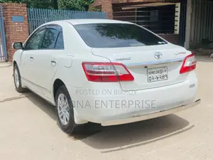 Toyota Premio 2012 Pearl