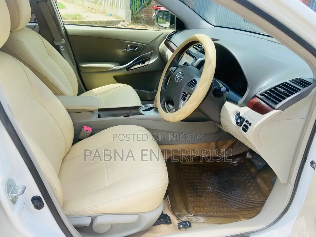 Toyota Premio 2012 Pearl