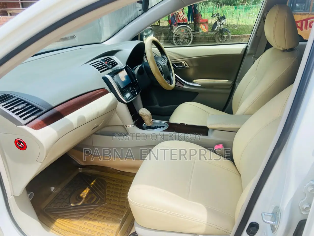 Toyota Premio 2012 Pearl