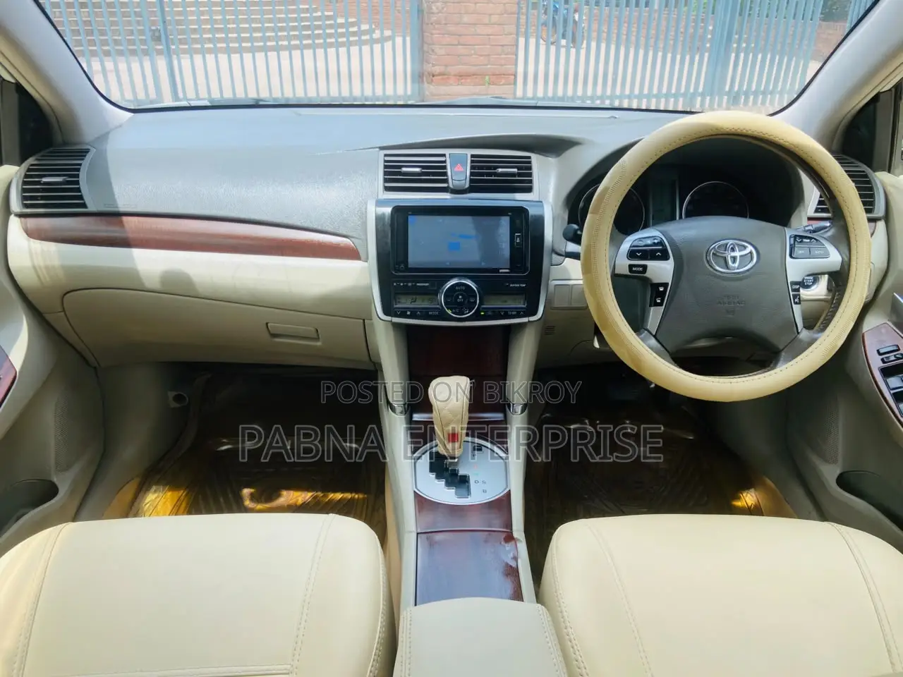 Toyota Premio 2012 Pearl