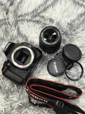 Canon 1200D With 18-55mm Kit Lens