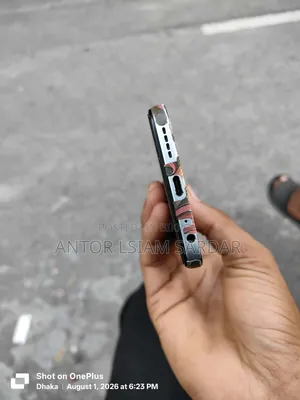 ইনফিনিক্স হট ৬০আই ১২৮ জিবি সিলভার