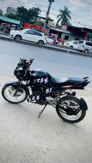 হিরো হাঙ্ক ২০১২ রেড