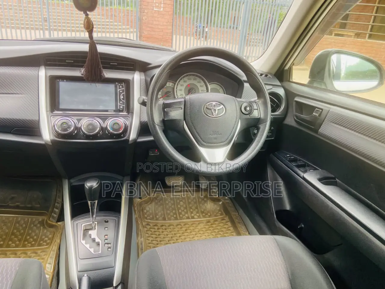 Toyota Corolla Fielder 2012 White