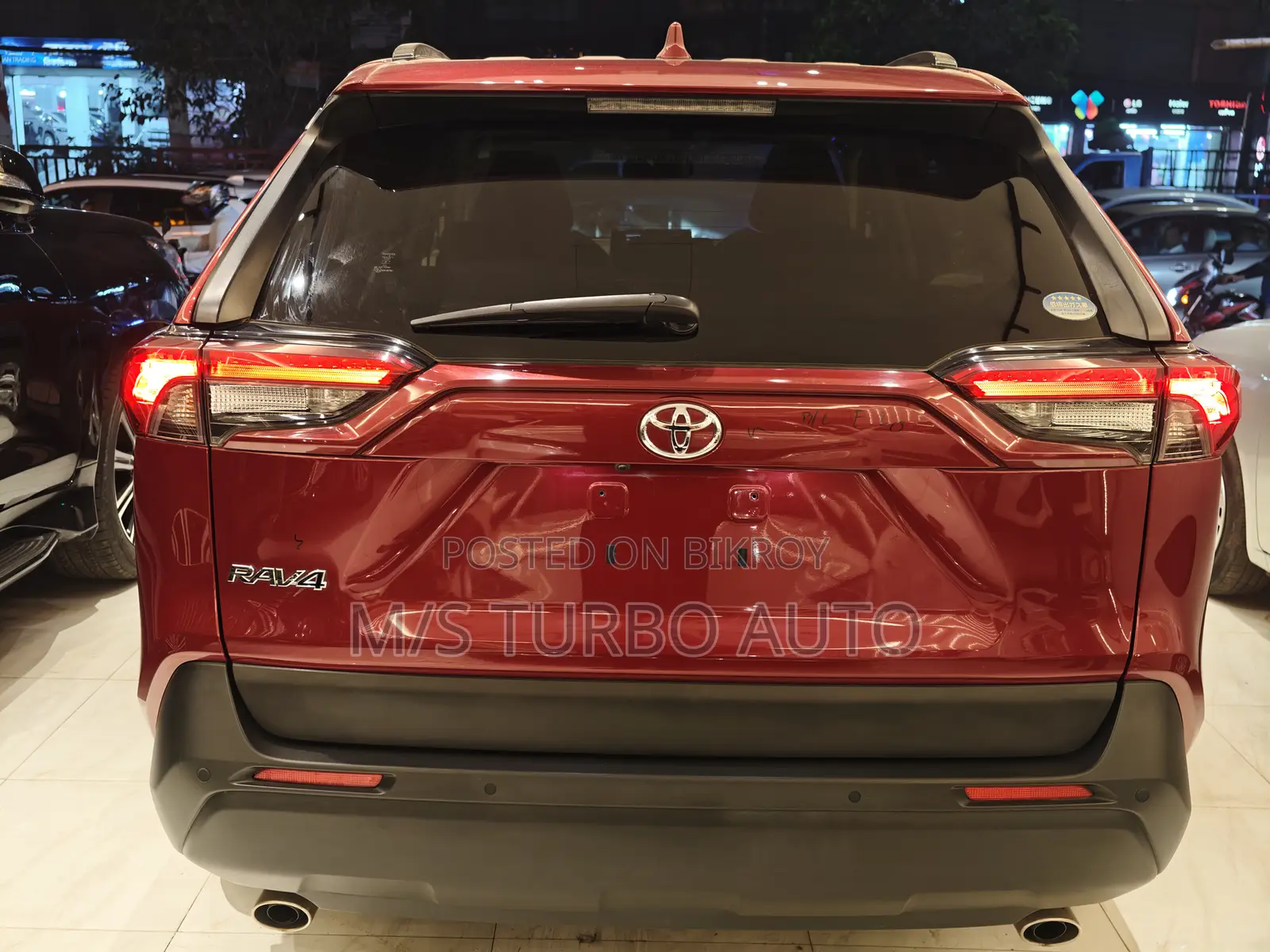 Toyota RAV4 Limited AWD 2020 Red