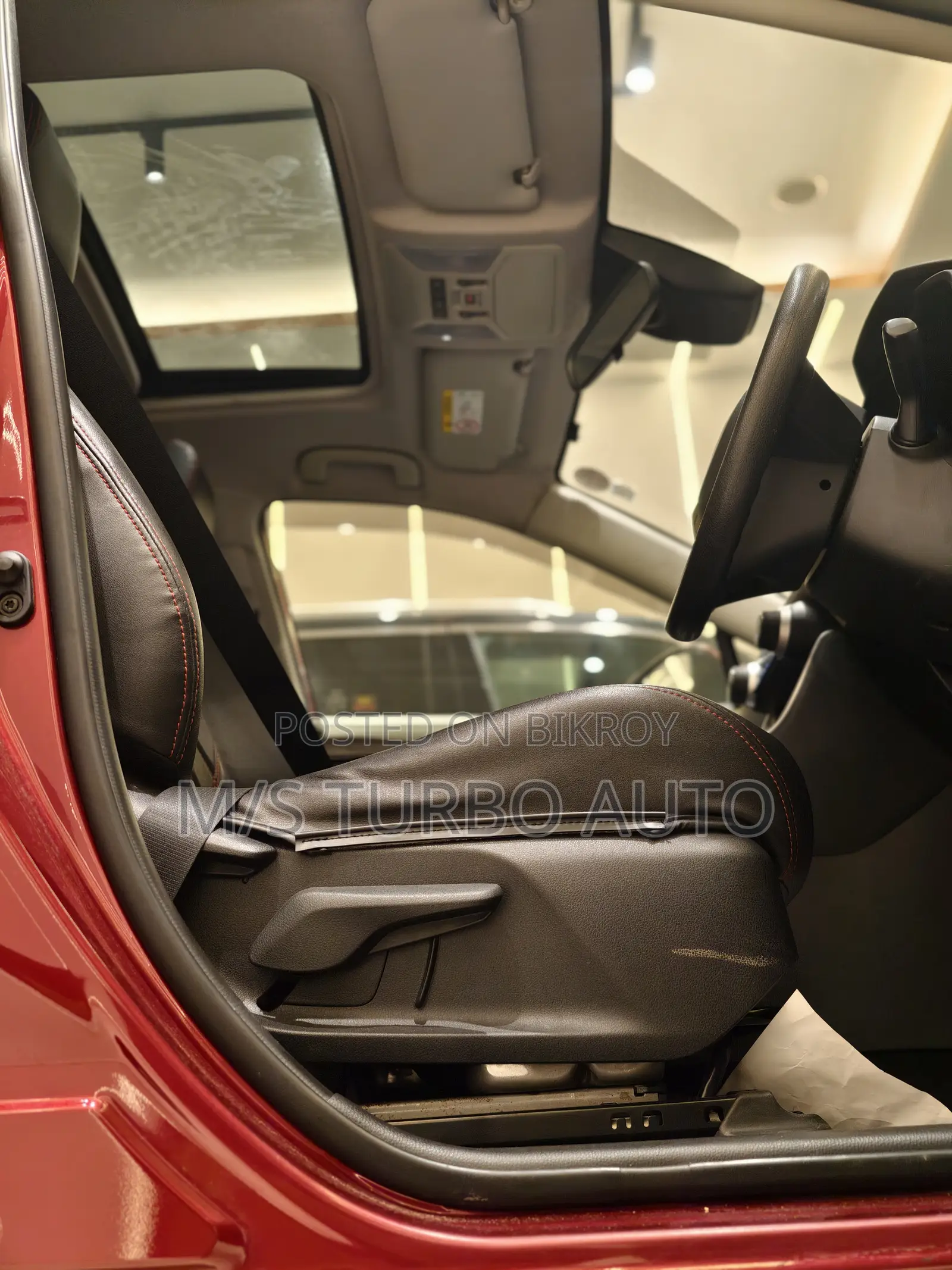 Toyota RAV4 Limited AWD 2020 Red