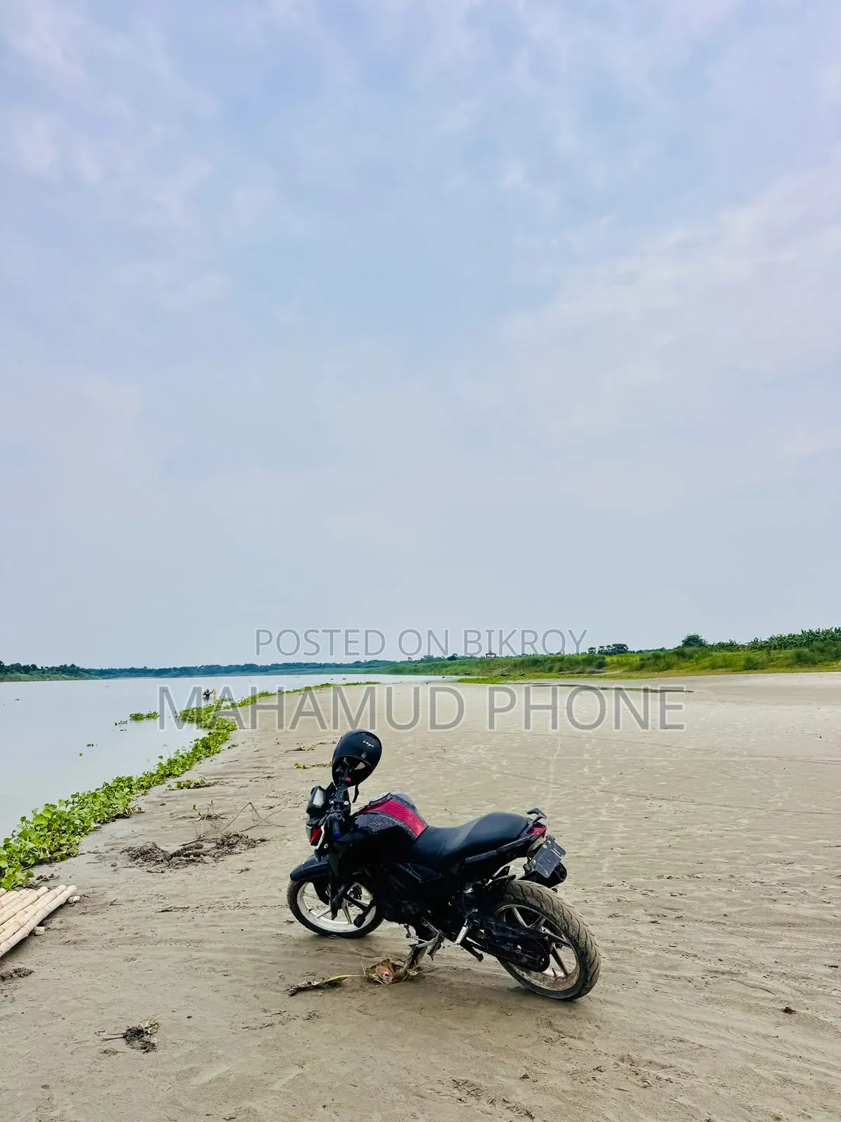 TVS Apache 160 4V 2023 Red