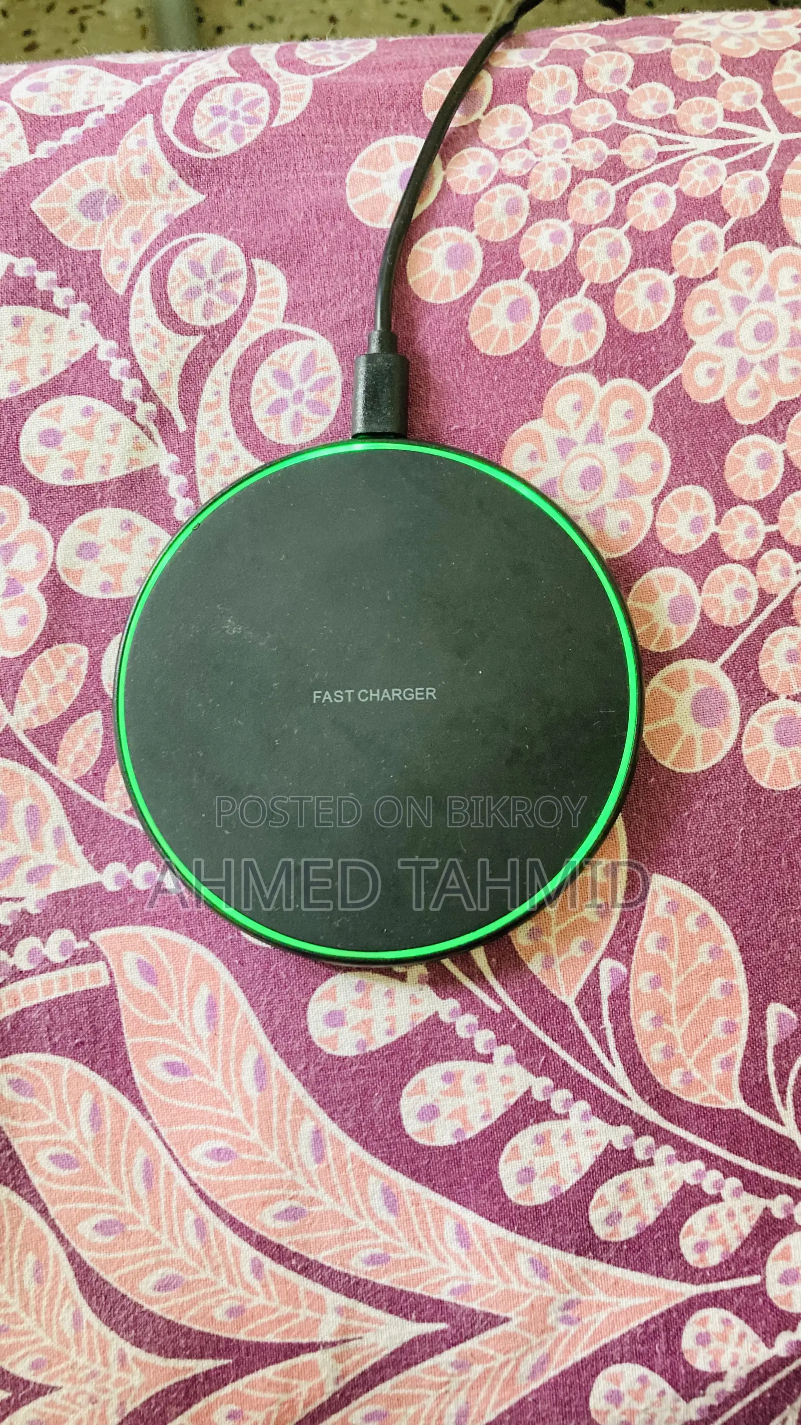 ওয়্যারলেস চার্জার!!