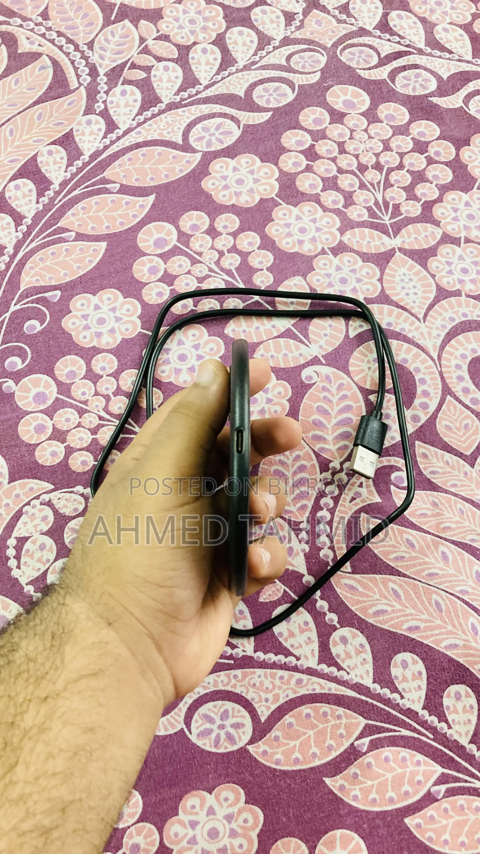 ওয়্যারলেস চার্জার!!