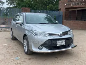 টয়োটা করোল্লা ফিল্ডার ২০১৬ রূপালী