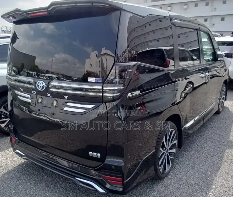 Toyota Voxy Hybrid S-G 2WD 8-Seater 2023 Black