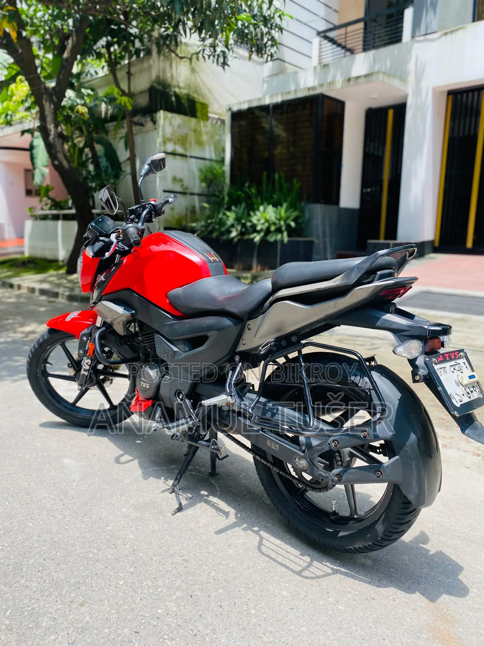 TVS Raider 125 2022 Red
