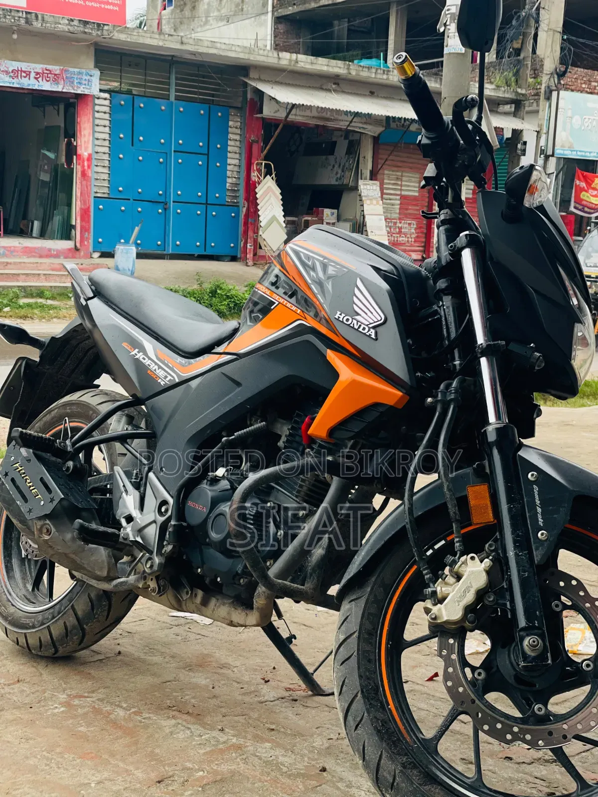 Honda Hornet 2022 Orange