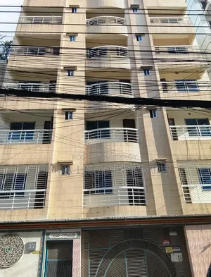 উত্তরায় ১০ বেডরুমের বাড়ি বিক্রয়