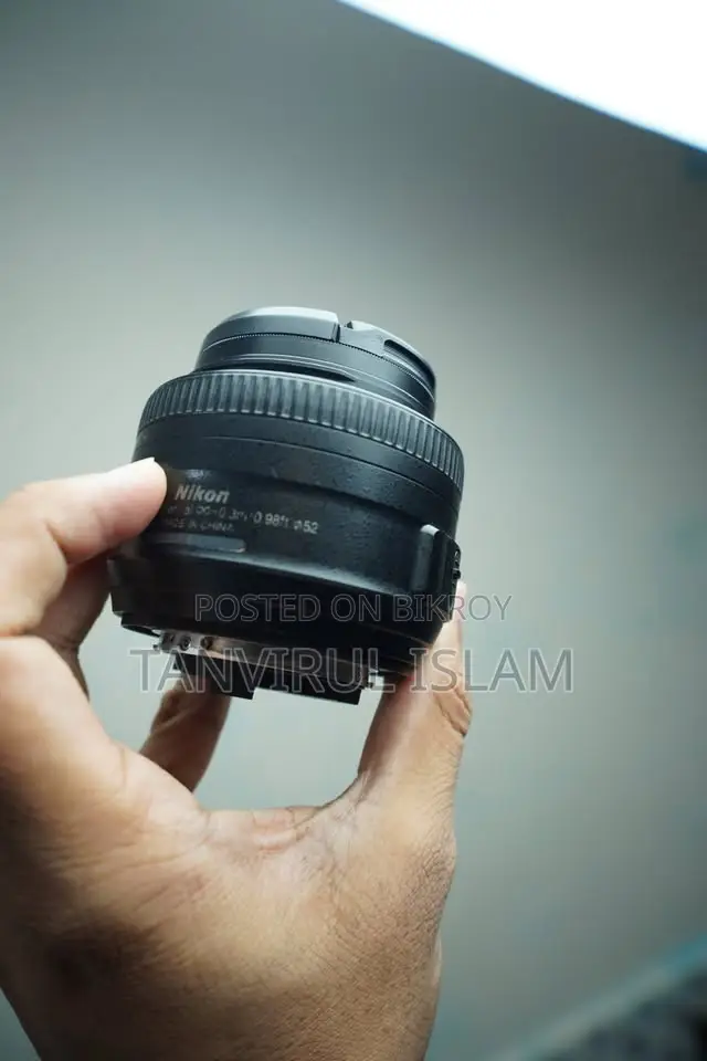 Nikon AF-S DX Nikkor 35mm F/1.8g Lens