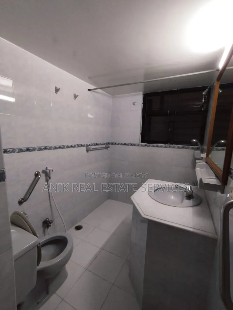 4-Bedroom Apartment in Anik Real Estate, Gulshan for Rent