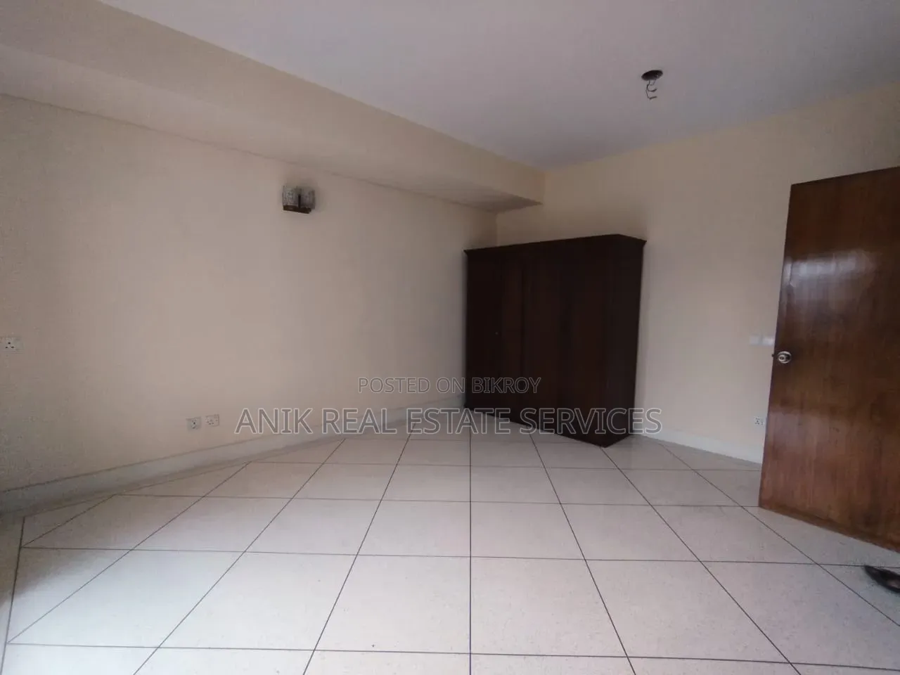 4-Bedroom Apartment in Anik Real Estate, Gulshan for Rent