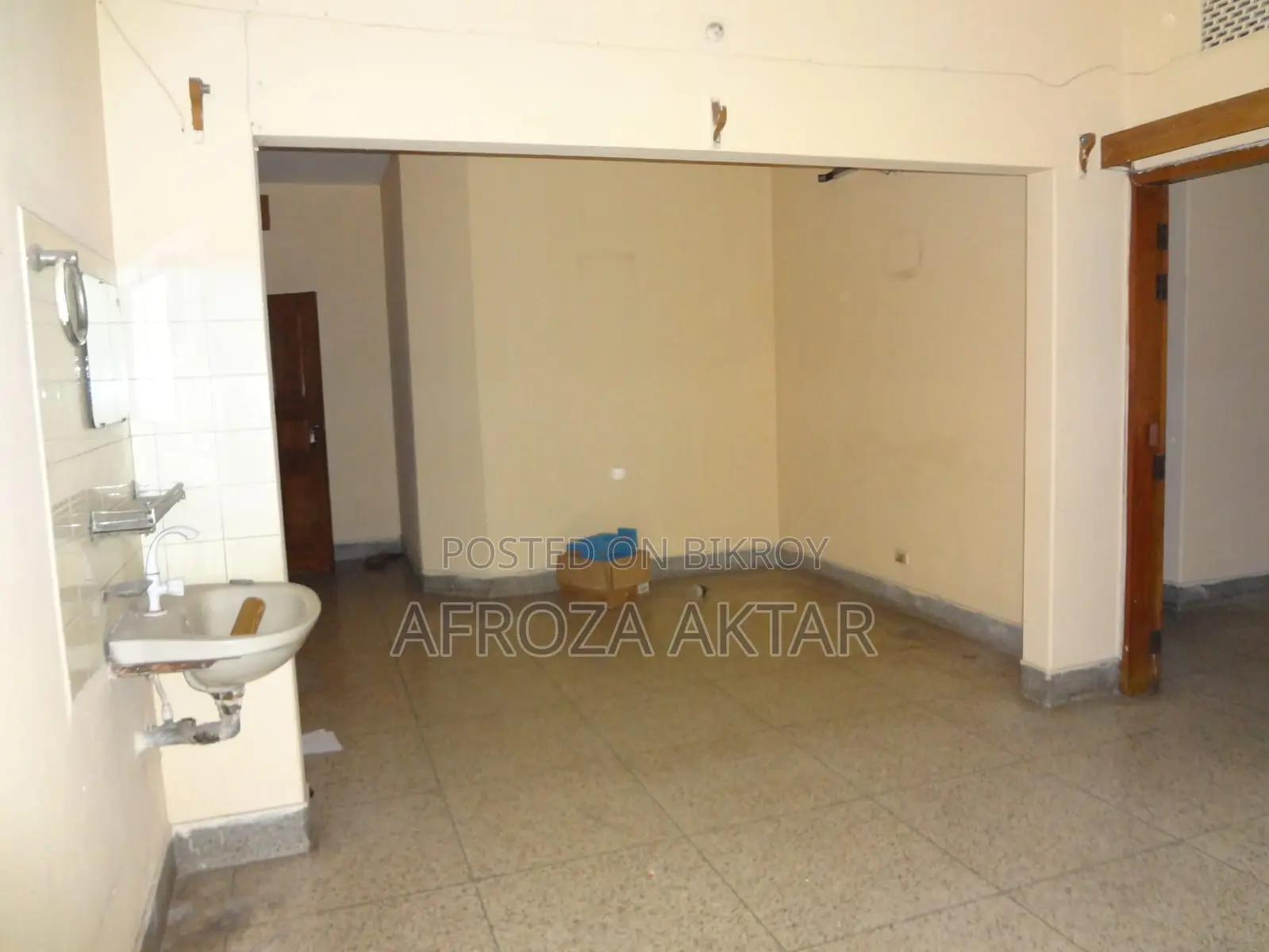 2 Bedroom Apartment in Malibag for Sale