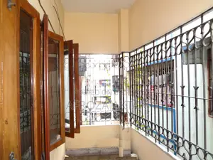 2 Bedroom Apartment in Malibag for Sale