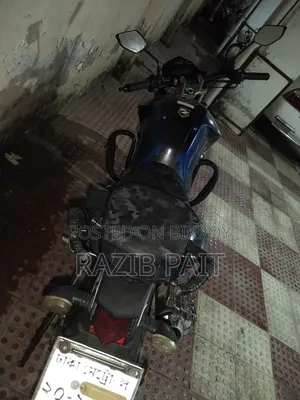 ইয়ামাহা এফজেডএস ভি২ ২০১৮ নীল