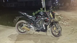 সুজুকি জিএসএক্স-আর১৫০ ২০১৯ ব্ল্যাক