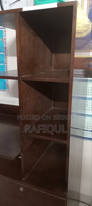 উডেন স্টাডি টেবল