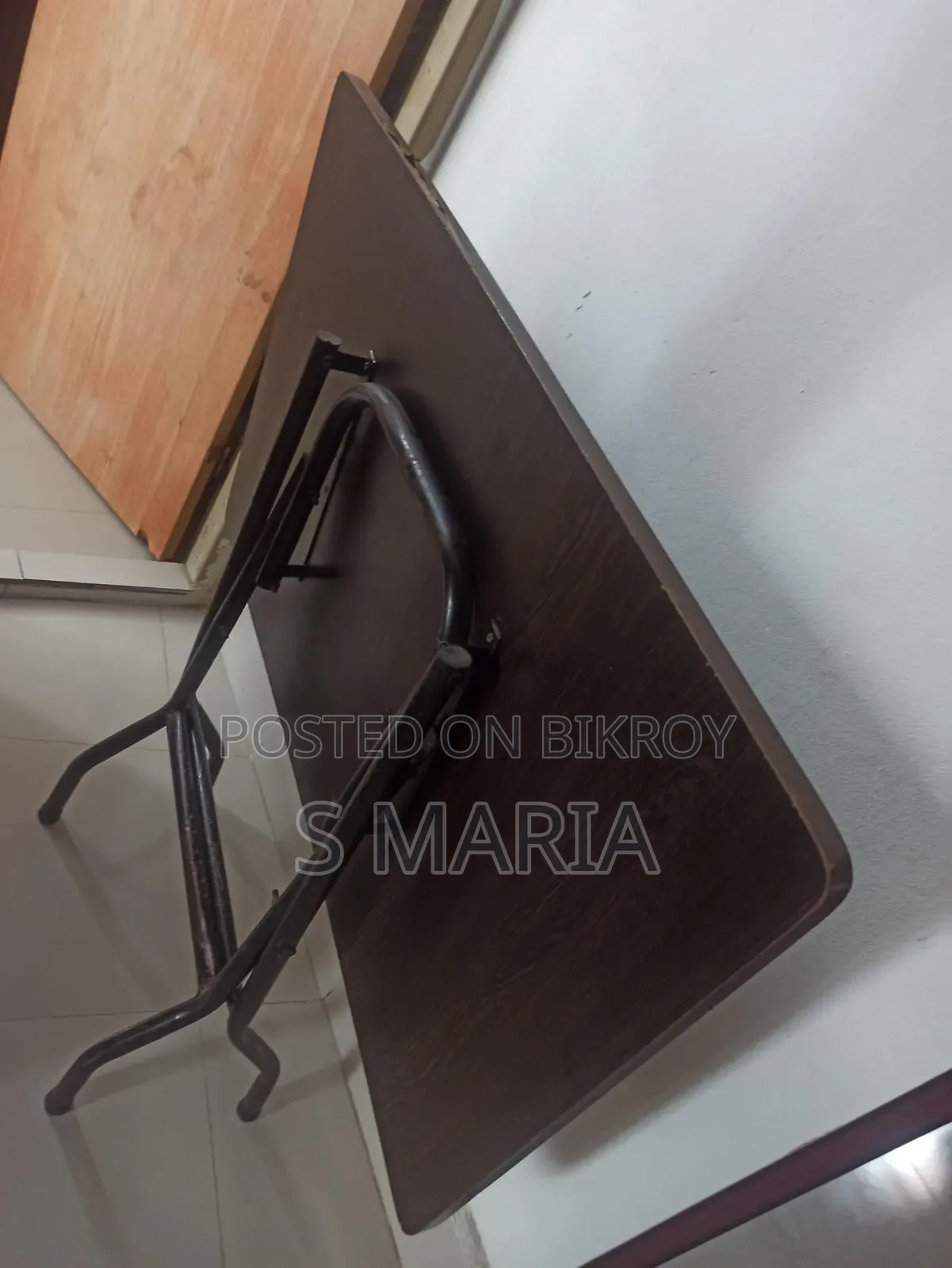 ফোল্ডিং টেবিল আরএফএল চেয়ার
