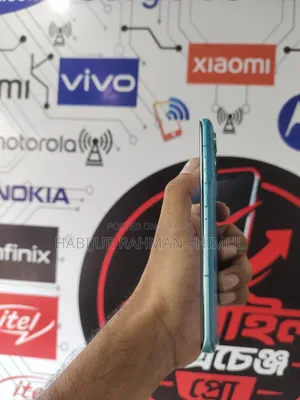 মোটরওলা এজ ৫০ প্রো ২৫৬ জিবি ব্লু