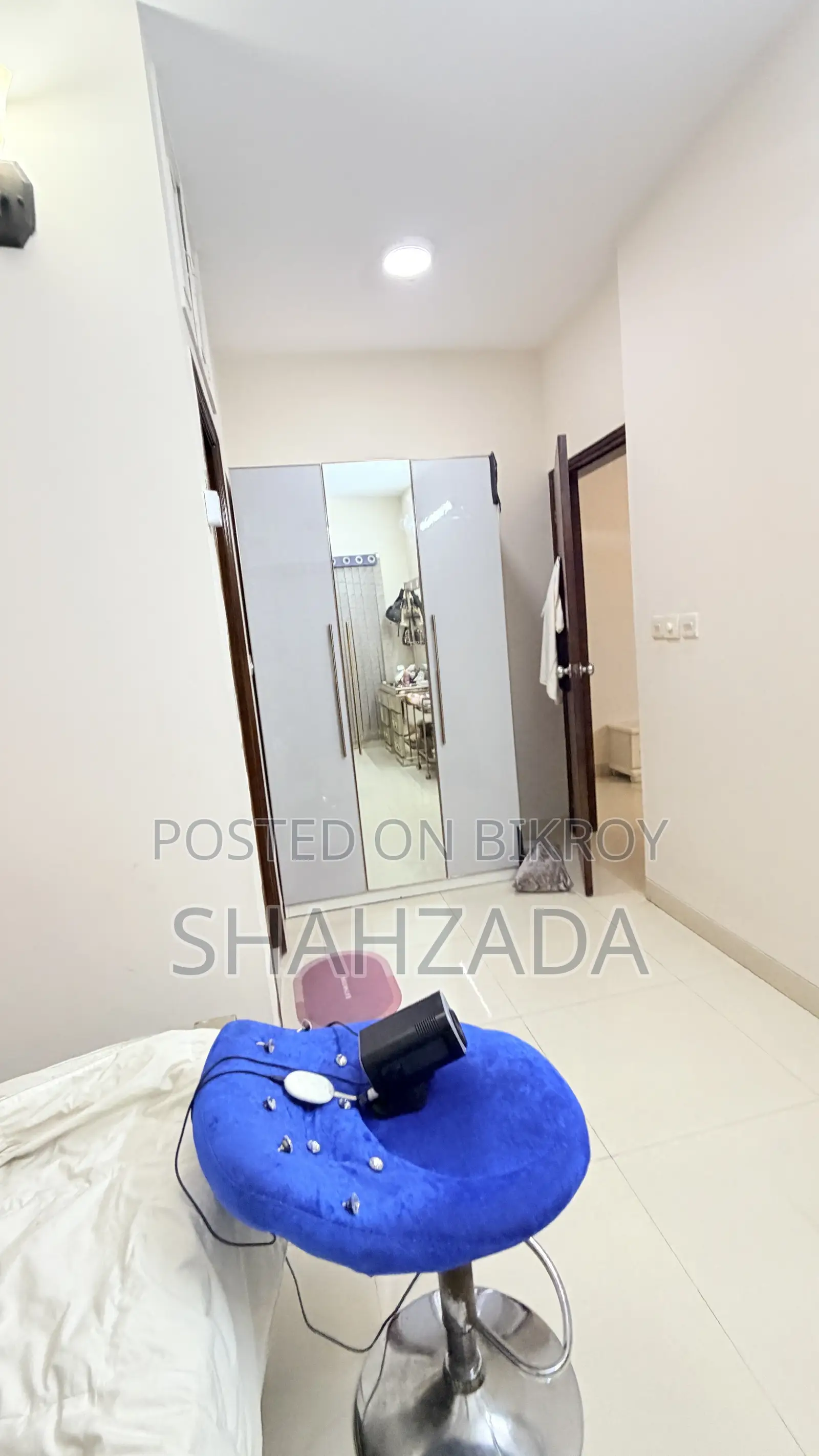 আলমিরা নতুন আধুনিক ডিজাইন