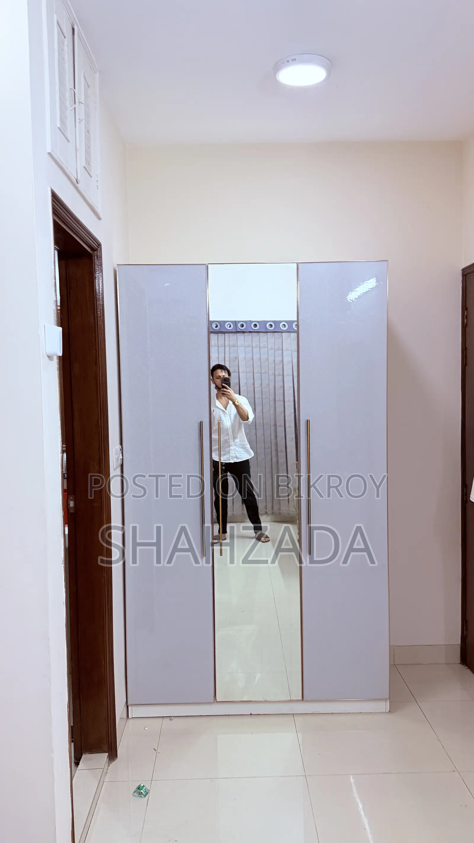 আলমিরা নতুন আধুনিক ডিজাইন