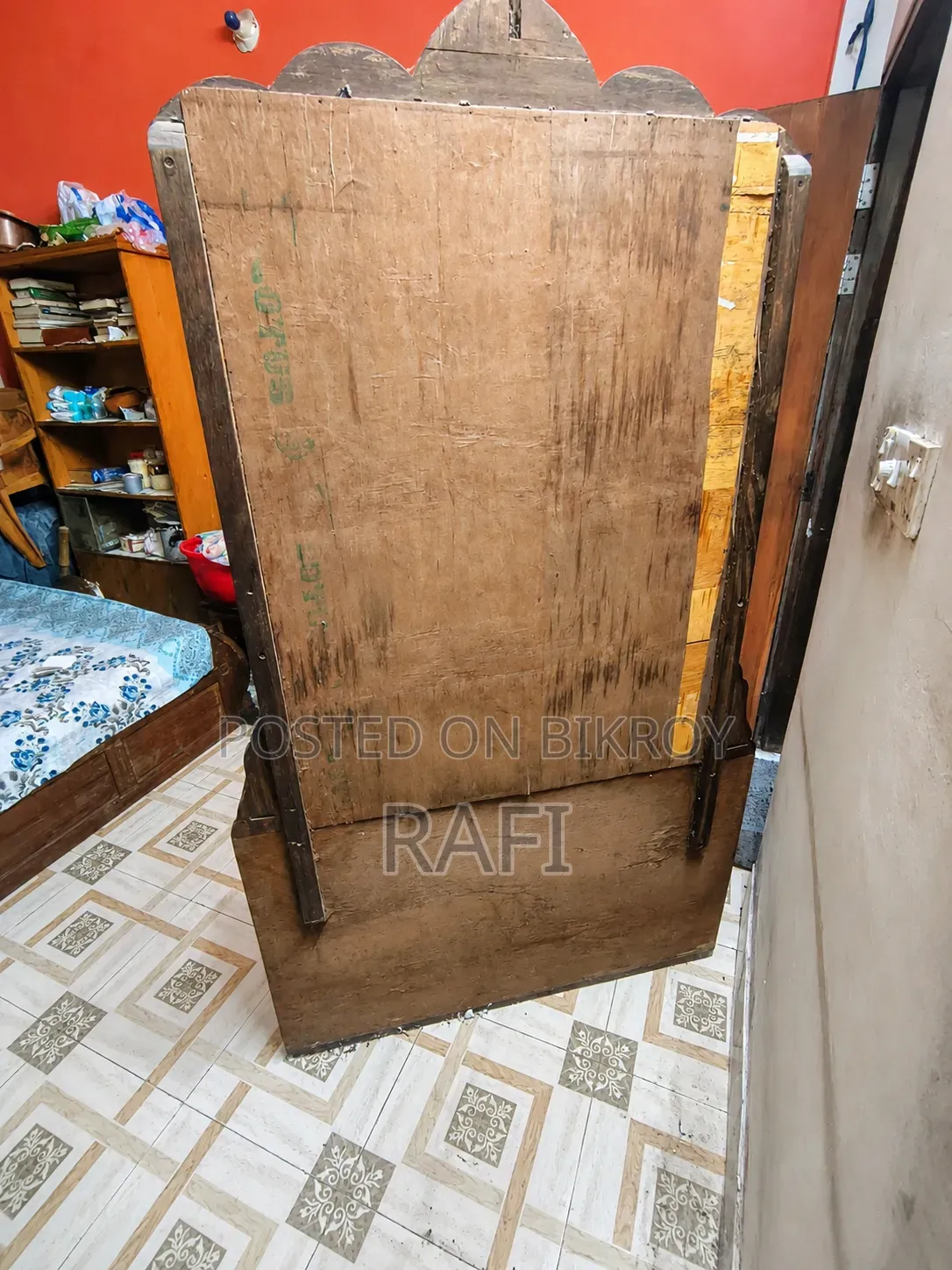 শীল কড়ই কাঠের ড্রেসিং টেবিল বড় আয়না সহ