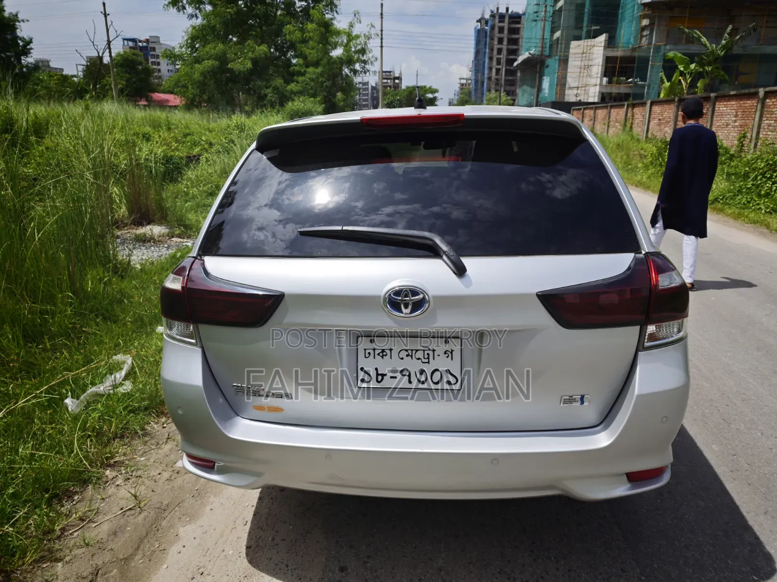 Toyota Corolla Fielder 1.5 Hybrid FWD 2019 Silver
