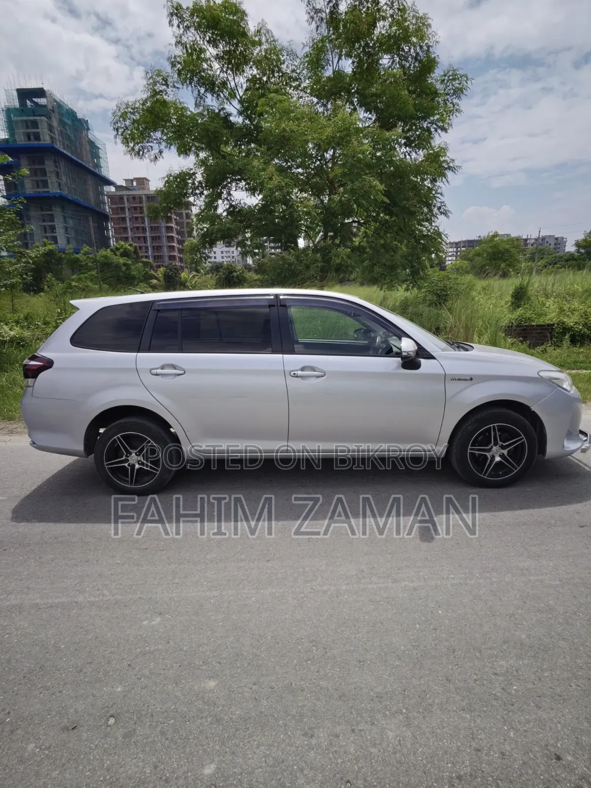 Toyota Corolla Fielder 1.5 Hybrid FWD 2019 Silver