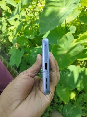 মোটরসাইকেল এজ ৫০ প্রো ২৫৬ জিবি নীল