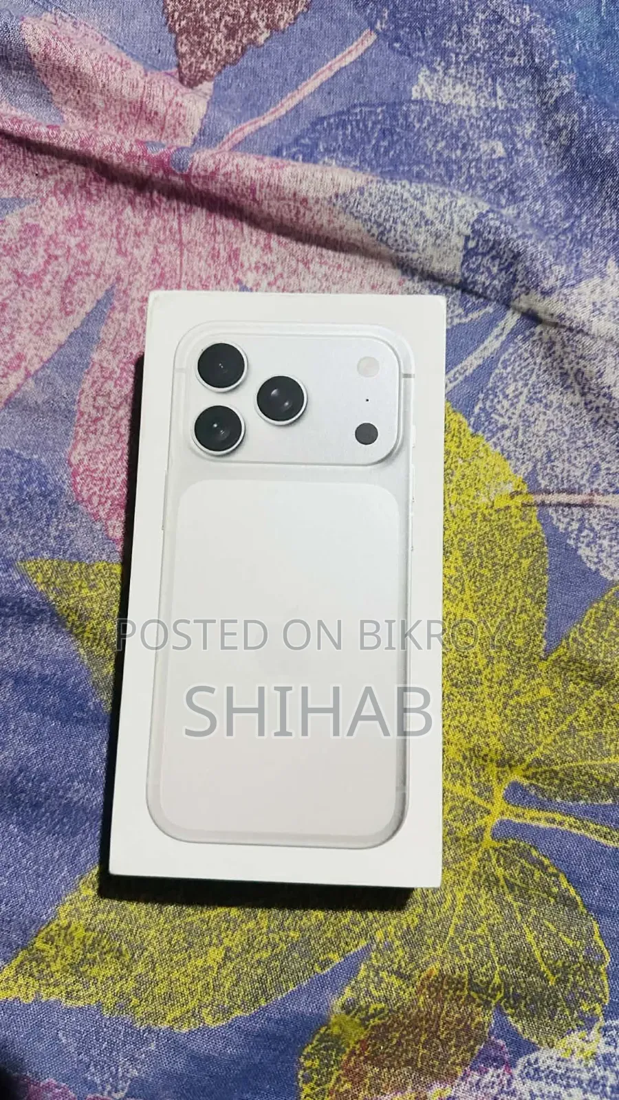 নতুন অ্যাপল আইফোন ১৭ প্রো ২৫৬ জিবি সিলভার
