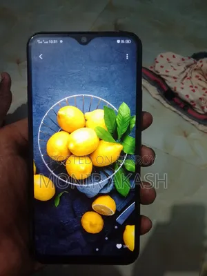 Vivo Y11 32 GB Blue