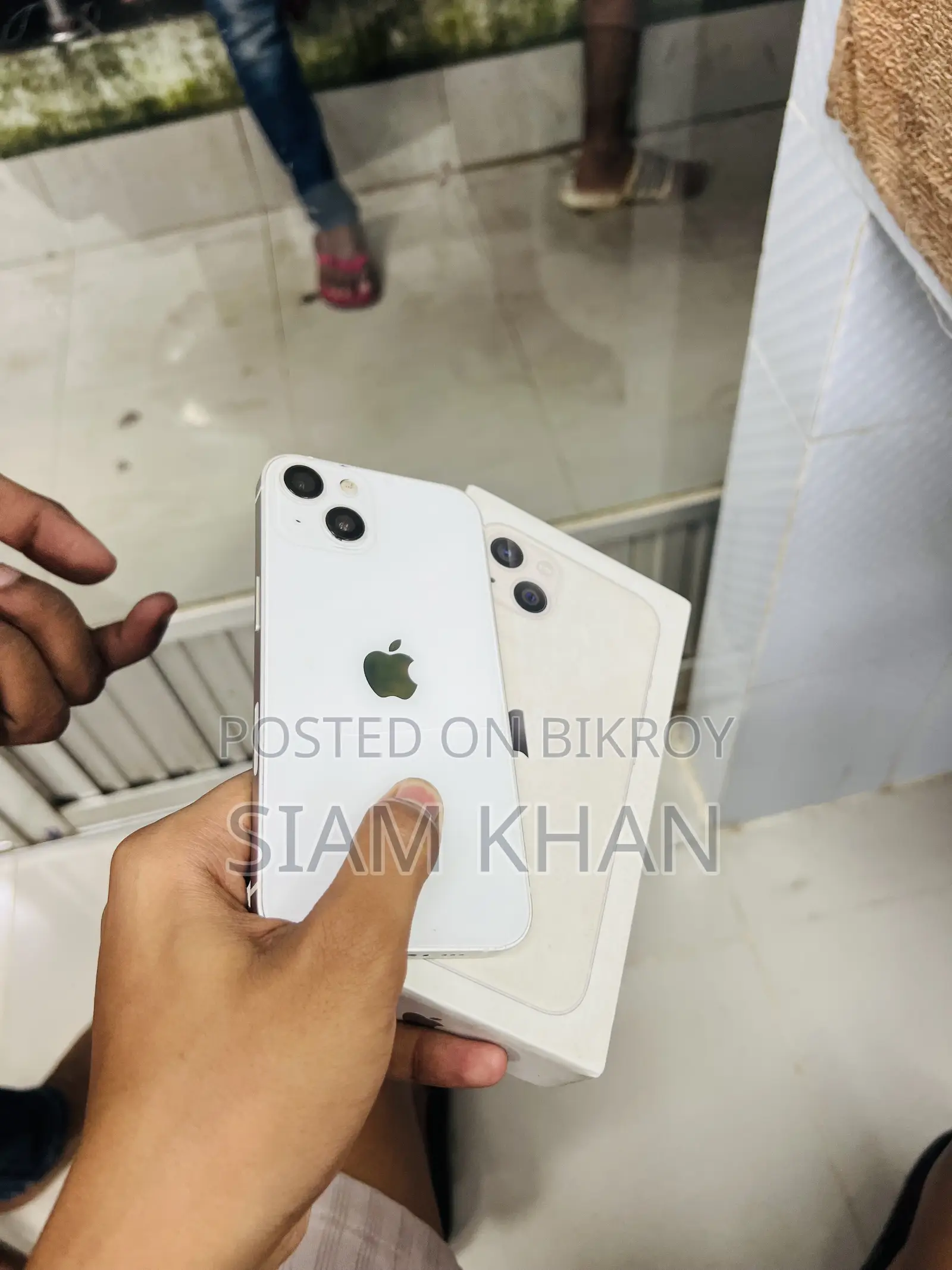 Apple iPhone 13 128 GB White