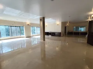 4 Bedroom Apartment in Gulshan for Rent