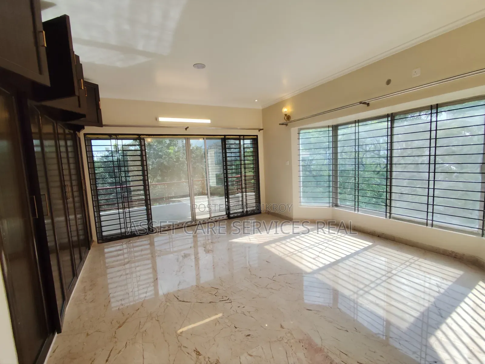 4 Bedroom Apartment in Gulshan for Rent