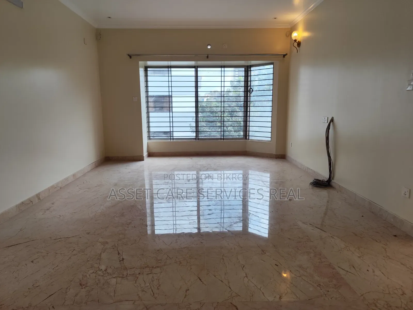 4 Bedroom Apartment in Gulshan for Rent